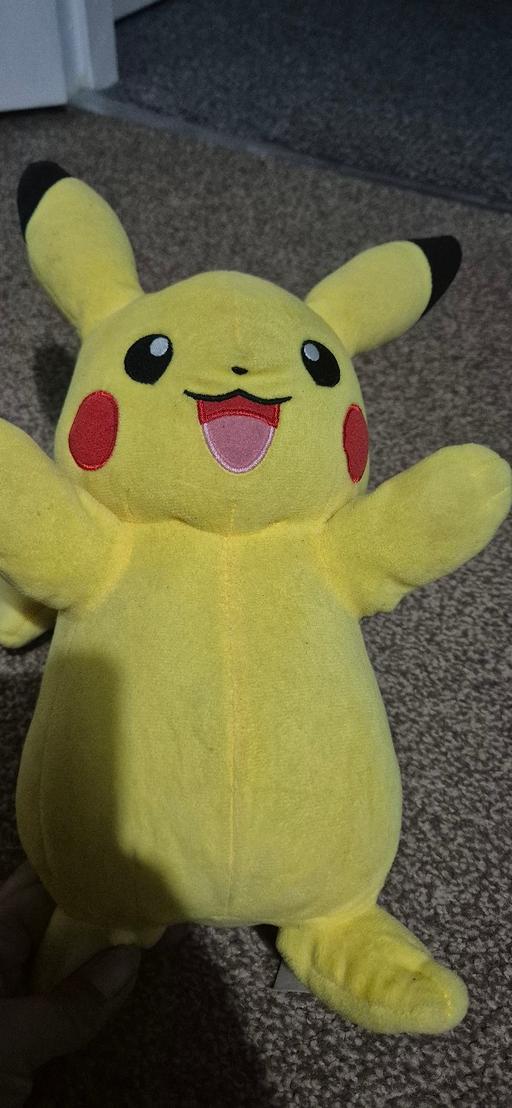 Buy & Sell Market Rasen West Lindsey - Photos for Charge up Pikachu lights up and talks.