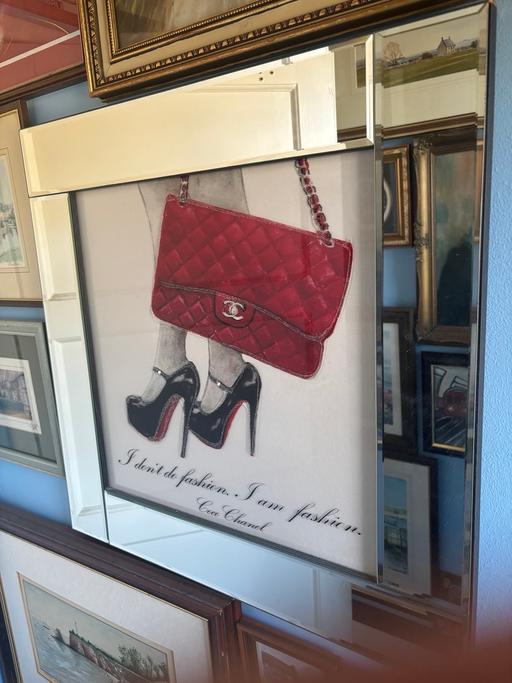 Buy & Sell Kidbrooke South East London - Photos for Channel fashion wall art with high heel shoe