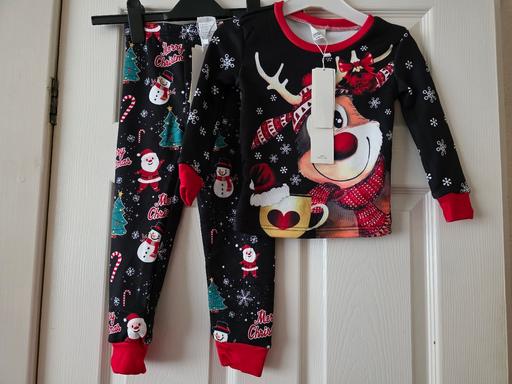 Buy & Sell Blackpool Town Centre Blackpool - Photos for Christmas pyjamas age 5 yrs NEW