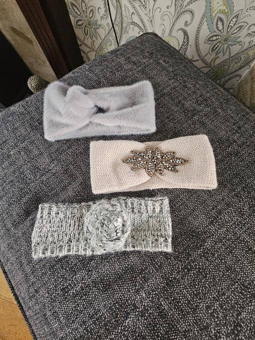 Buy & Sell Newton Doncaster - Photos for 3 lovely headbands.. like new.