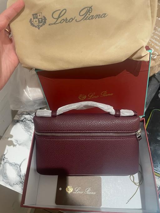 Buy & Sell Goodmayes East London - Photos for Loro piana bag