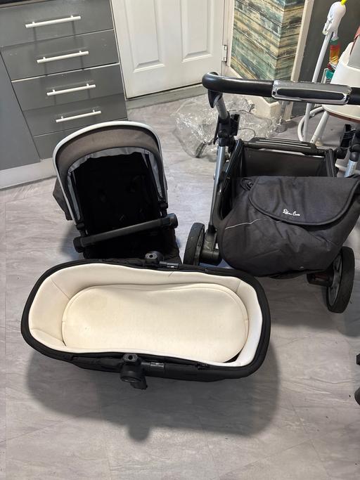 Buy & Sell Southdene Knowsley - Photos for Silver cross pram from newborn to toddler