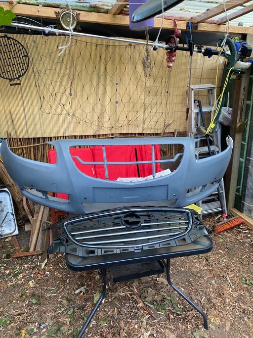 Vehicles Well Hall South East London - Photos for Front bumper and Chrome Grille Set 