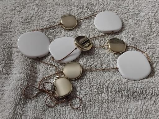 Buy & Sell Kemsley Swale - Photos for white and gold necklace