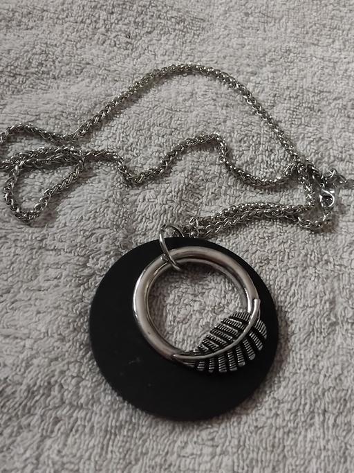 Buy & Sell Kemsley Swale - Photos for black leaf necklace