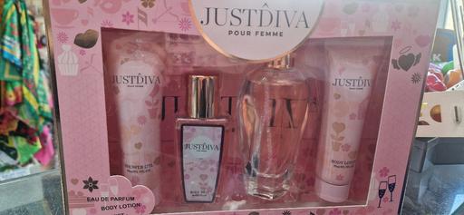 Buy & Sell Blackburn Blackburn with Darwen - Photos for perfume set lady's gift box