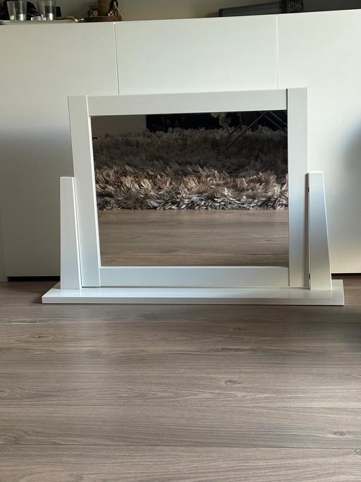 Buy & Sell Hagley Bromsgrove - Photos for Dressing table mirror