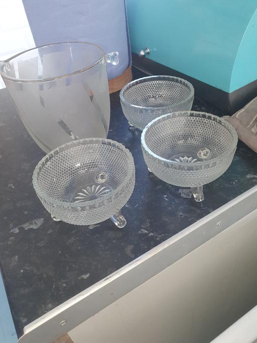 Buy & Sell Gornal Wood Dudley - Photos for Lovely , Glass Desert Dishes & Ice Bucket .