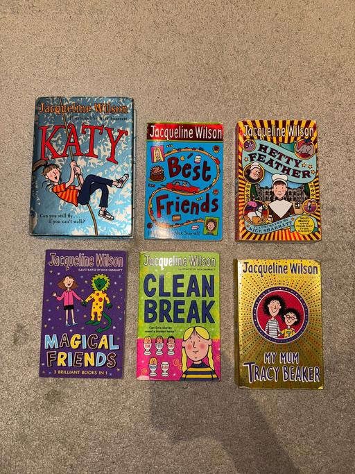 Buy & Sell Cann Hall East London - Photos for Jacqueline Wilson books bundle