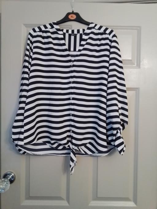Buy & Sell Audnam Dudley - Photos for size 16 maks and Spencers blouse