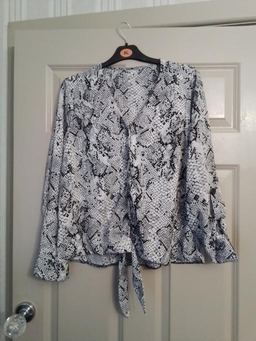 Buy & Sell Brierley Hill Dudley - Photos for size 14 leaperd print blouse
