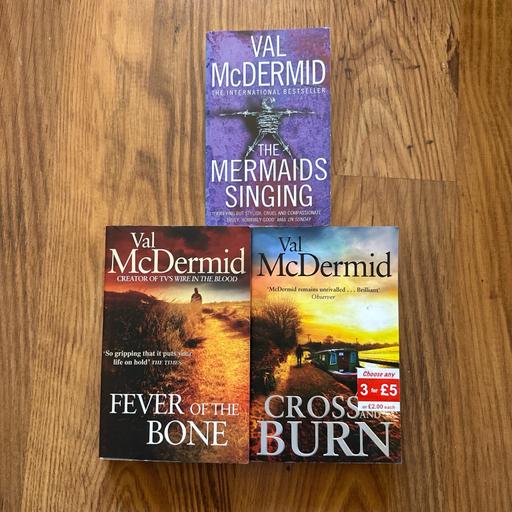 Buy & Sell Atherton Wigan - Photos for 3 Book Bundle By Val McDermid