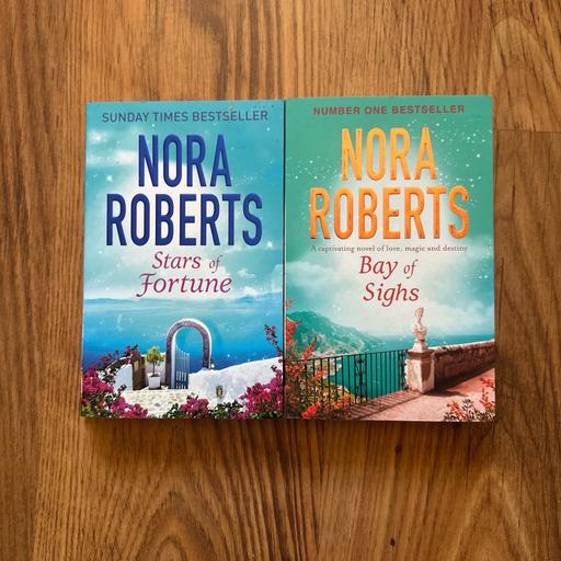 Buy & Sell Atherton Wigan - Photos for 2 Book Bundle By Nora Roberts