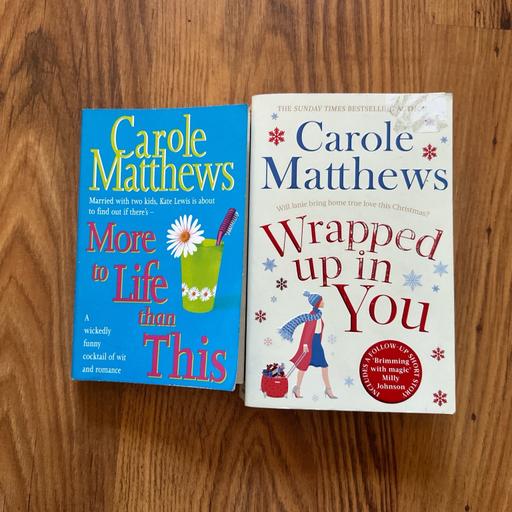 Buy & Sell Atherton Wigan - Photos for 2 Book Bundle By Carole Matthews