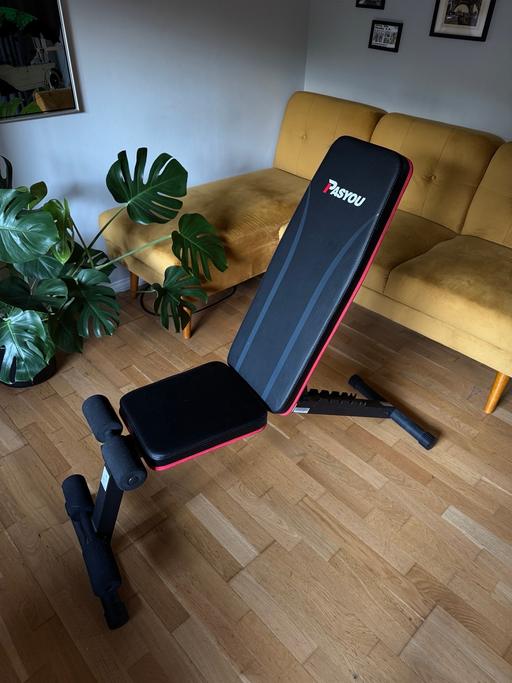 Buy & Sell Deptford South East London - Photos for Weight bench - home gym