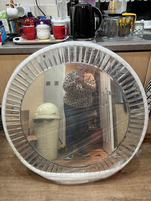 Buy & Sell Shoeburyness Southend-on-Sea - Photos for Mirror V Large & V Heavy Wall Mirror ‘New’
