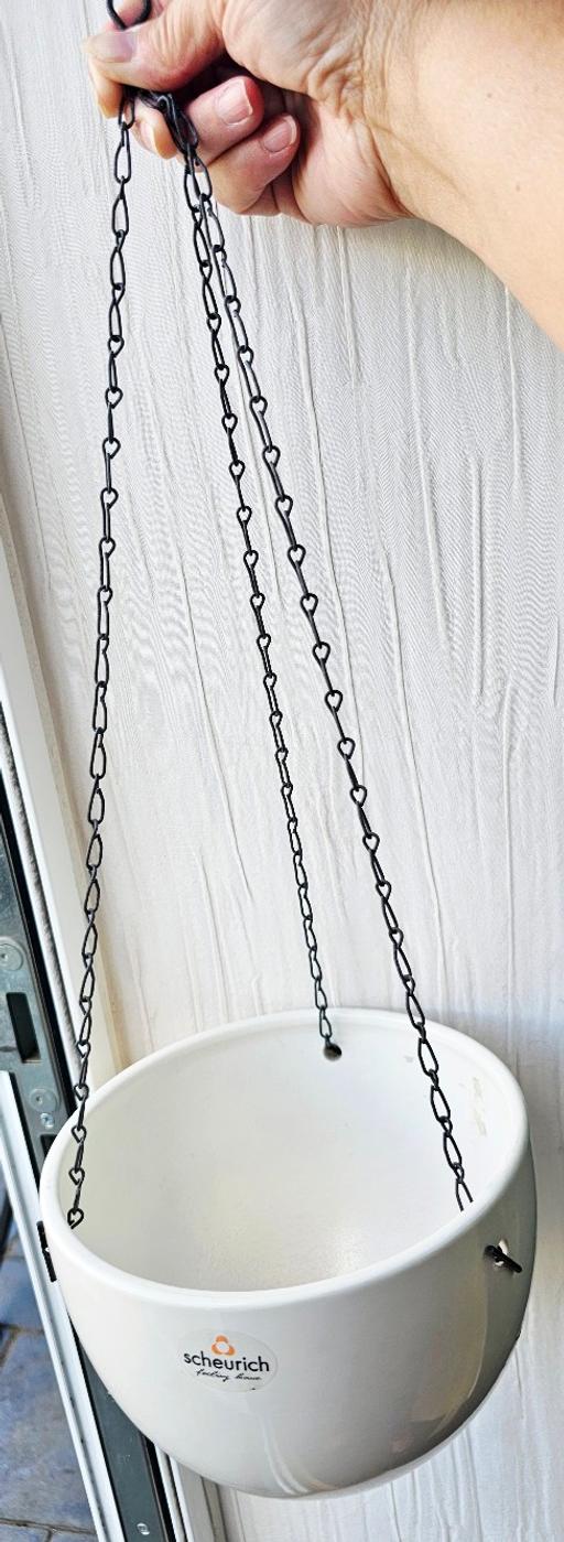 Buy & Sell Heath Hayes Cannock Chase - Photos for Scheurich White Plain Cone Shape Ceramic Hang