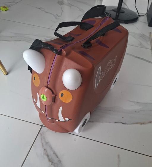 Buy & Sell Bentley Heath Solihull - Photos for Gruffalo Trunki Suitcase