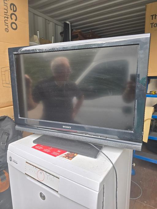 Buy & Sell Fobbing Thurrock - Essex - Photos for SONY TV 32 inch HD ready TV. Fully working.