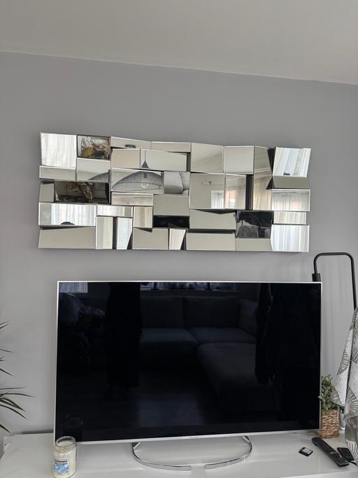 Buy & Sell Edgware Barnet - Photos for Large 3D mirror