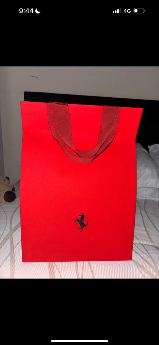 Buy & Sell Hardley New Forest - Photos for Scuderia Ferrari top | red and white | medium