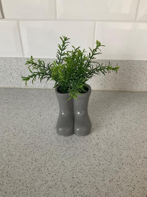 Buy & Sell Telford Way Industrial Estate North Northamptonshire - Photos for Next artificial plant