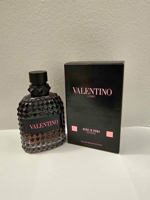 Buy & Sell Wandsworth South West London - Photos for Valentino