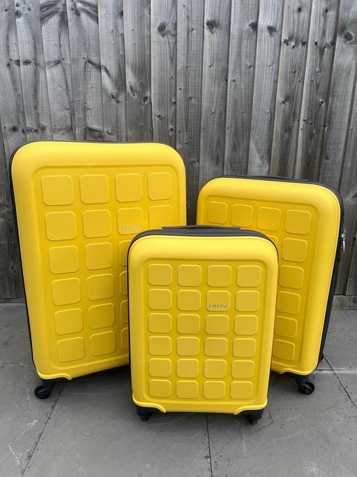 Buy & Sell Thornton Heath Croydon - Photos for 3 piece Tripp Suitcases