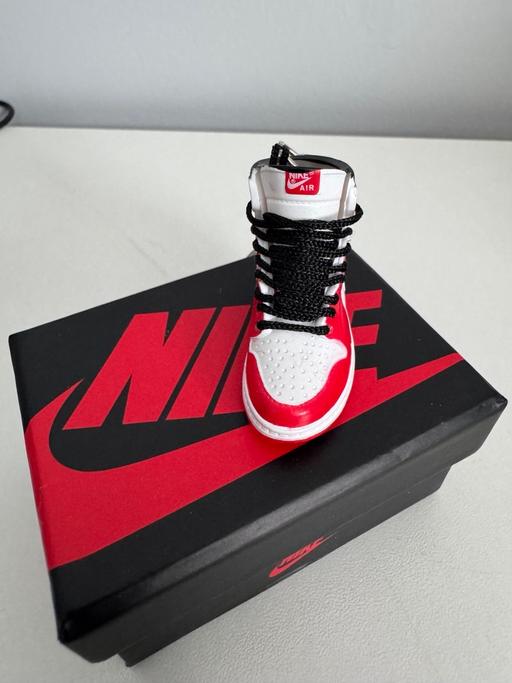 Buy & Sell Doncaster South Yorkshire - Photos for Nike air 3D keychain with box