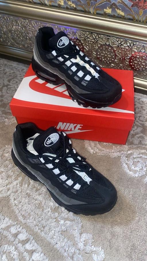 Buy & Sell Gunnersbury West London - Photos for AirMax 95s