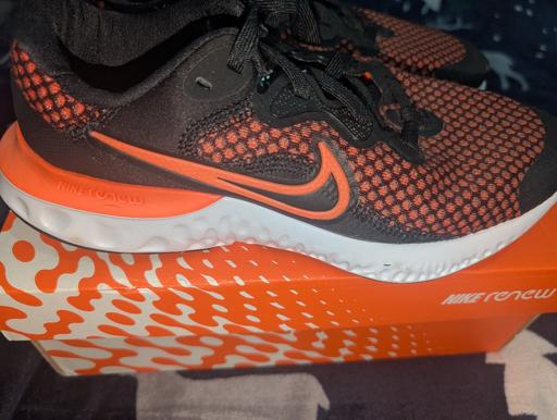 Buy & Sell Wallbrook Dudley - Photos for Nike renew trainers size 5