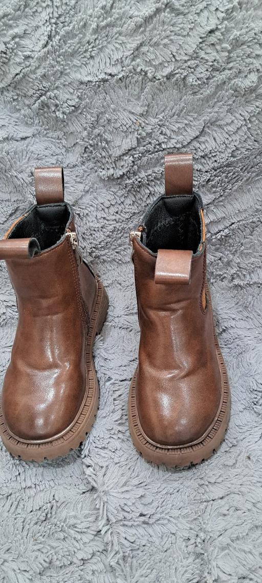 Buy & Sell Sutton Coldfield Birmingham - Photos for Boots Kids Size Eu20