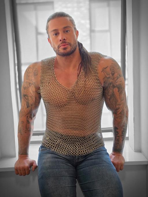 Buy & Sell Waterloo Central London - Photos for High Fashion metal vest