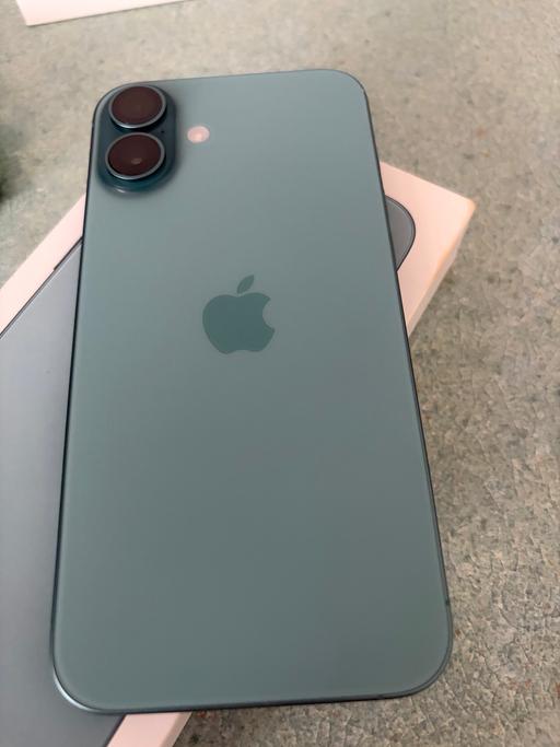 Buy & Sell Attleborough Nuneaton and Bedworth - Photos for iPhone 16 plus 128gb