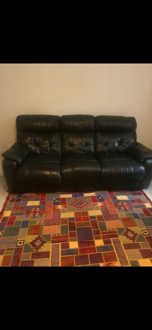 Buy & Sell Brixton South East London - Photos for Recliner black sofas DFS