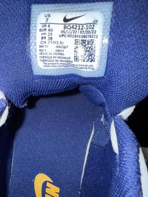 Buy & Sell Newbury Park East London - Photos for Nike trainers