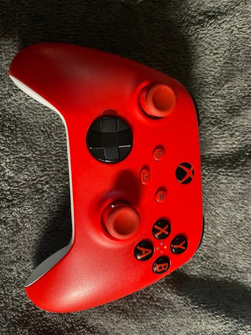 Buy & Sell Parkfields Wolverhampton - Photos for Red Xbox controller like new