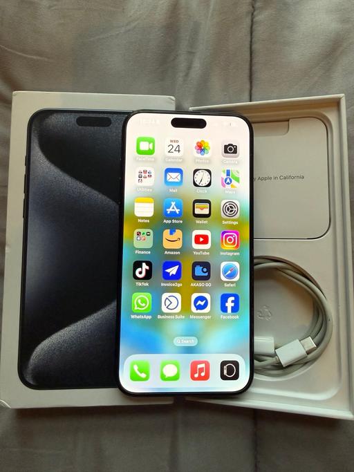 Buy & Sell Clayton Manchester - Photos for Apple IPhone 15 Pro Max 1TB