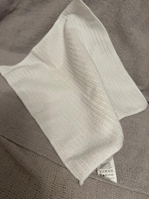 Buy & Sell Easington Lane Sunderland - Photos for Soft Cleaning Cloth ( New )