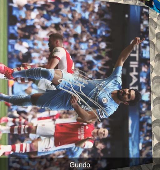 Buy & Sell Chorlton Cum Hardy Manchester - Photos for signed gundogan canvas 16x16