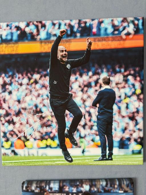 Buy & Sell Chorlton Cum Hardy Manchester - Photos for signed pep canvas 20x20