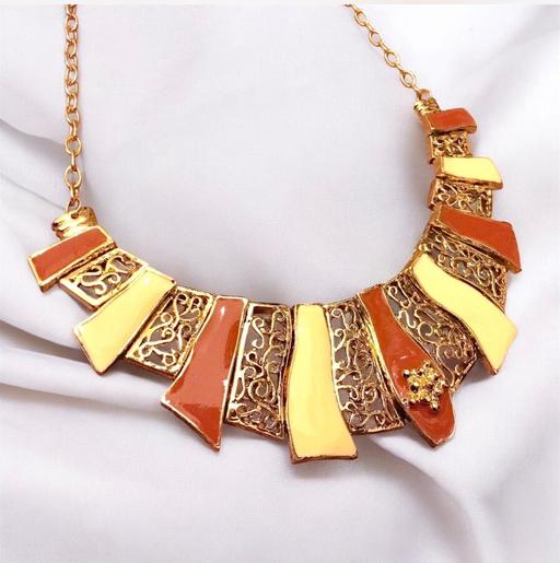 Buy & Sell The Embankment Business Park Stockport - Photos for Gold metal choker statement necklace