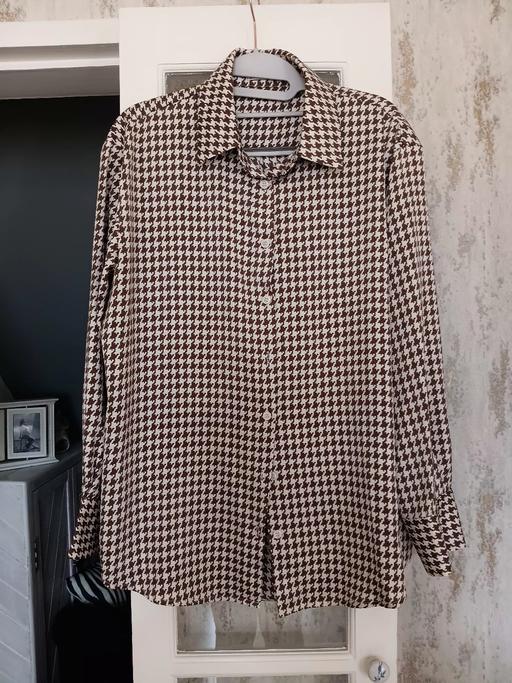 Buy & Sell Hornchurch Havering - Photos for Brown dogtooth blouse medium