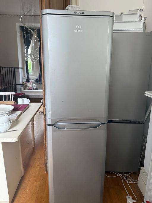 Buy & Sell Frognal North West London - Photos for Fridge and freezer