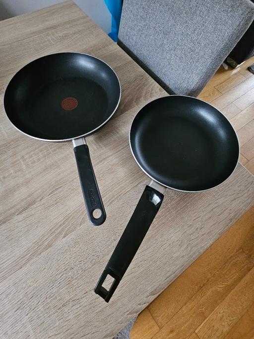 Buy & Sell Newton Doncaster - Photos for 2 frying pans, good condition.