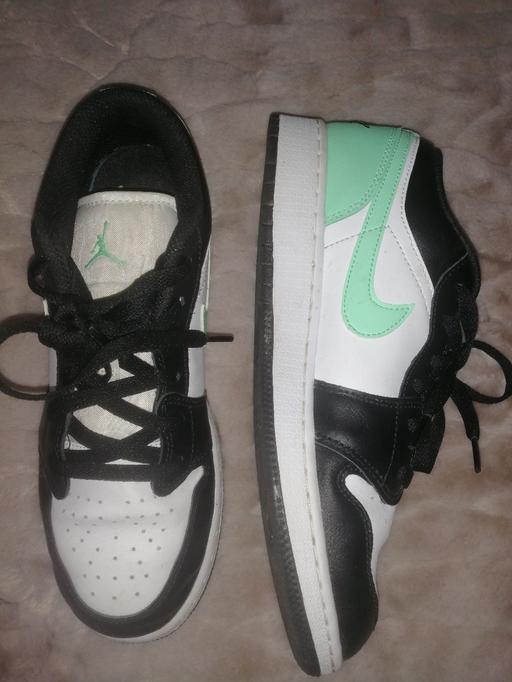 Buy & Sell Heath Town Wolverhampton - Photos for Nike Air Jordan 1 low trainers size 6