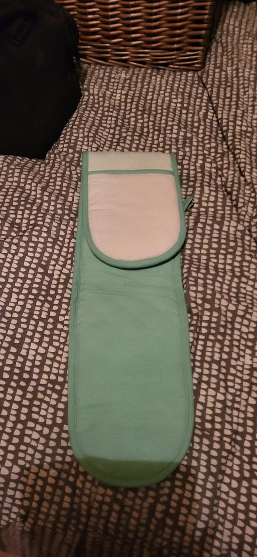 Buy & Sell Radcliffe Bury - Photos for oven gloves new