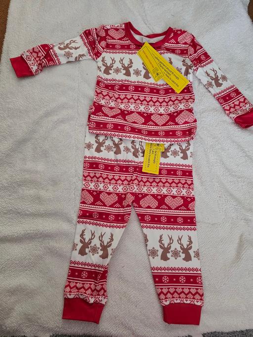 Buy & Sell Blackpool Town Centre Blackpool - Photos for Christmas pyjamas age 2 yrs BNWT
