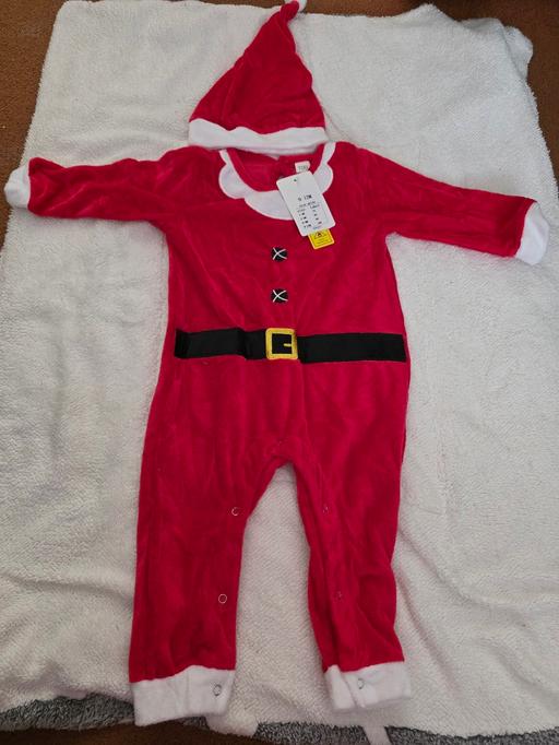 Buy & Sell Blackpool Town Centre Blackpool - Photos for Santa 2 piece outfit age 9-12 mths BNWT