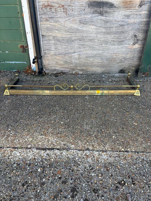 Buy & Sell Stukeley Meadows Industrial Estate Huntingdonshire - Photos for A BRASS FIRE PLACE FENDER